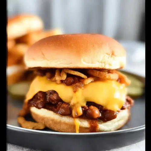 Chili Cheeseburgers